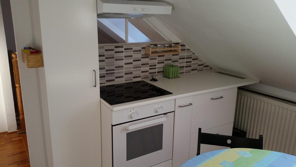 Apartamento Luna City Apartman Sopron Exterior foto